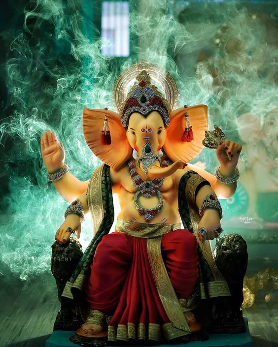 Lord Ganesh Vinayaka pictures, photos & wallpapers