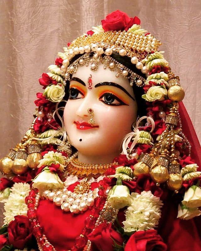 Radha Rani Barsane Wali Radhe Shri Photos